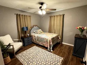 Pink Door Cottage - Image 5
