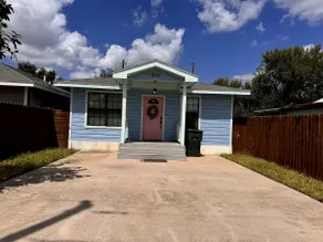 Pink Door Cottage - Image 2