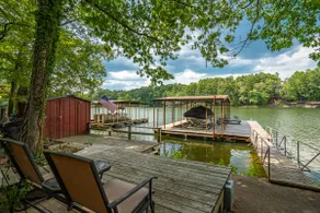 Quaint Lake Home | Kayaks, Swim Dock, Bunk Room! - Image 4