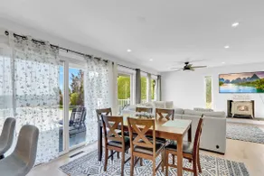 Home w/Amazing Views - Image 4