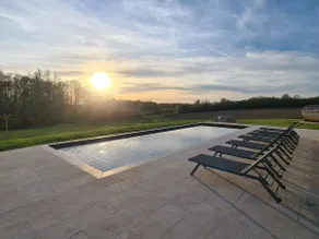 Beautiful country house with pool and hot tub access - Image 3
