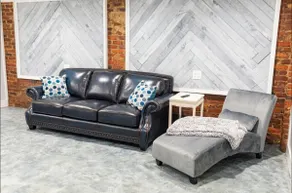 Retreat on Madison Street - Image 3