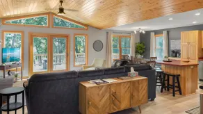 Bayview Breeze on Lake Irene - Image 4