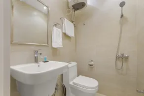 Apartment with bedroom and living room in a great location - Image 4