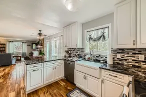 Pet + Family Friendly | Office | 30 Day | Longmont - Image 4