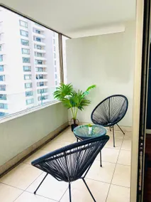 Modern apartment steps away from Mall Parque Arauco - Image 3