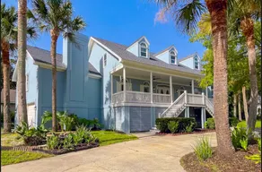 Seaside Serenity - Image 2