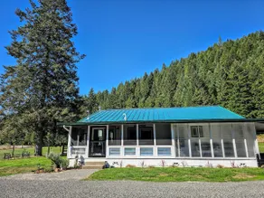 Highlands and Horses Ranch Airbnb - Image 2