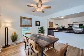 Authentic Austin Pad with Roof top Deck Bar - Image 5