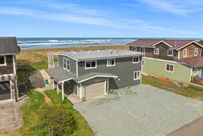 Sea Eyre | Unwind in Style | Beachfront Home - Image 3