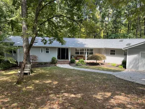 Polly’s Place-close to gallatin-pet friendly - Image 2