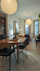 Stunning Victorian in Downtown - Image 1