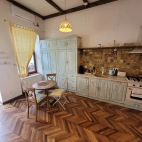 Filarmonicii Shabby Chic Escape - Image 4