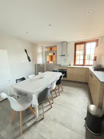4 bedroom house - Image 3