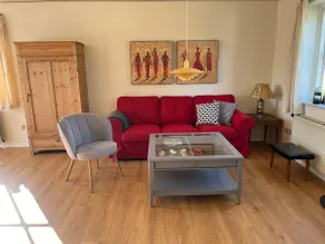 Beautiful house in a quiet setting - Image 2