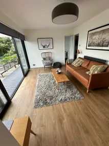 Beautiful, modern chalet with stunning sea views - Image 4