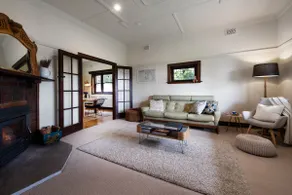 Deco Dreams in the heart of Daylesford - Image 4