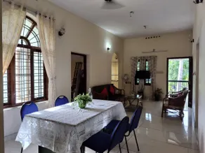 Susy's Inn - Image 4