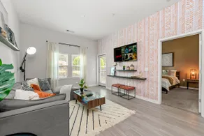 Apartment in Atlanta, FREE Parking, Queen Bed - Image 3