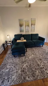 Homey Private Penthouse - Image 2