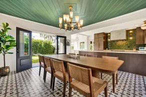Villa Encanto- LUXE Spanish Villa with 6 KING Bedrooms, Courtyard and New Game Room - Image 3