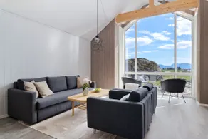 Idyllic Fisherman's Cabin by the Sea - Image 5