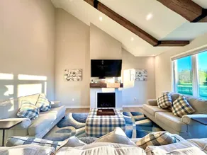 Cozy Home | Long Stays, Family & Business - Image 2