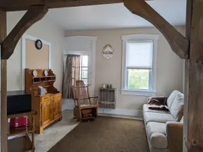 Sue's Cozy Corner - Lancaster Farmhouse Suite - Image 3
