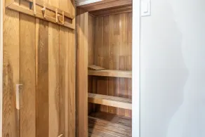 5 Bedroom Luxury Retreat with Hot Tub and Sauna - Image 2