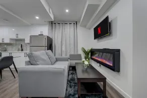 Luxury 2BR+2BA Bsmnt•Private Entrance•Pet-Friendly - Image 2