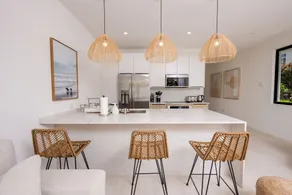 Beautiful 2 Bed Home in Holetown Near The Beach - Image 4