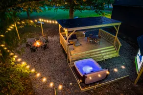 Tuck's Wooded Cabin, Hot Tub, Fire Pit Evenings - Image 3