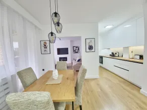 Linden Avenue Apartment - self check in - Image 3