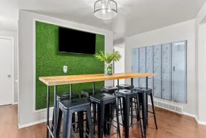 Sports Fan Paradise! Grill&Patio - Image 5