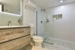 Stunning Ocean Views • Eagle Beach • Top Reviews! - Image 4