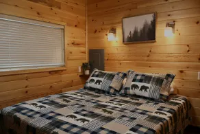 Premium Waterfront Cabin | On-Site Fishing - Image 4