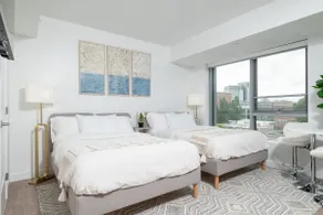 Central Square Lux Studio 2-Queen beds MIT/Harvard - Image 3