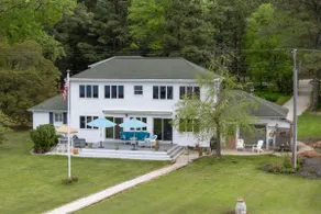 Cook Point Retreat - Image 2