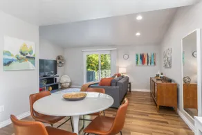 Beautiful 2 BR, Pets Welcome! - Image 3