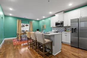 Lookout Getaway: Rooftop, Arcade, Fire pit, 4 Bed - Image 4