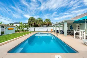 TIKI BLUE TWO: Walk to Beach. Hot Tub+Heated Pool - Image 2