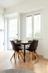 12min to Duomo • Design Home near Bocconi e Prada - Image 3