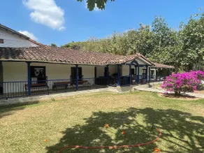 Beautiful colonial estate in Santa Elena, Valle - Image 2