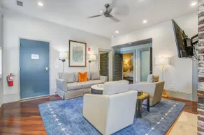 The Melody | 2BR Retreat, Steps to King Street - Image 4
