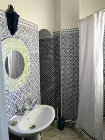 City apartment with sea view - Image 5
