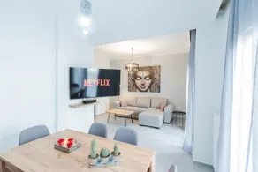 Totemic Vista by Nexus, with Jacuzzi and Views next to Ataturk - Image 2