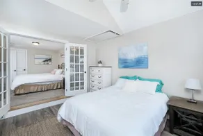 Waterfront Condo w/ Great Views - Image 4