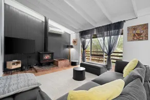 Rivendell - A Charming Mountain Retreat - Image 2
