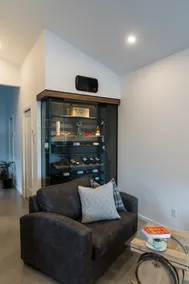 Beautiful luxury loft - Image 2