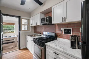Cozy DC Retreat | Solo or Couples Near Capitol - Image 4